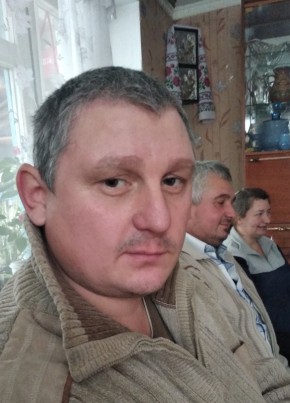 Богдан, 47, Україна, Дніпро