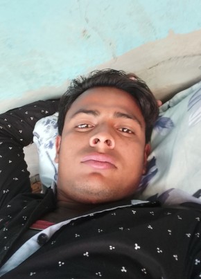 Md Rafik, 24, India, Rajpura