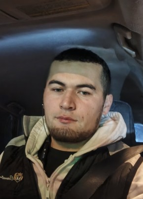 Али из Красноярска 24 года