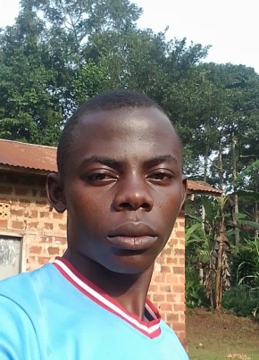 Vvubya Ronald, 27, Uganda, Kampala