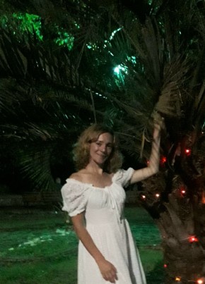 Olga, 43, Russia, Saint Petersburg