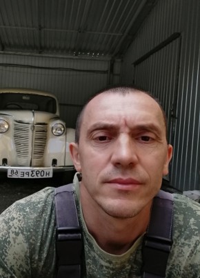 Роман, 42, Россия, Тамбов