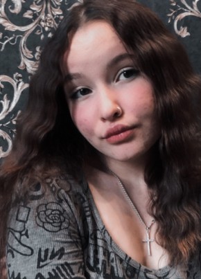 Юля, 18, Россия, Новосибирск