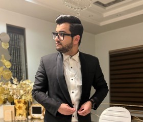 Mujtaba, 18, Faisalabad