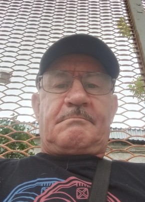 Александр из Екатеринбурга 19 лет