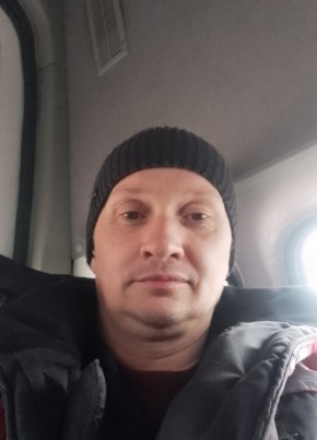 Dmitriy, 48, Russia, Ulyanovsk
