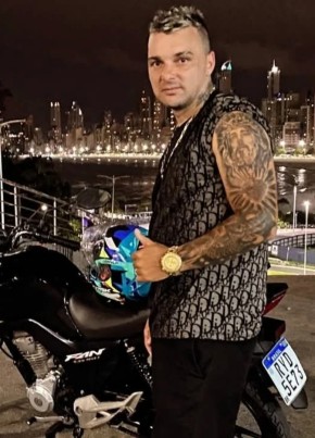 Maicon из São Bento do Sul 36 лет