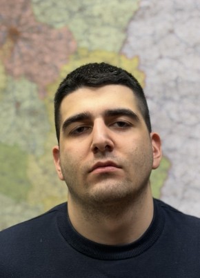 Лев из Москвы 23 года