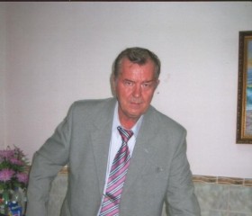 Виктор, 64 года, Одеса