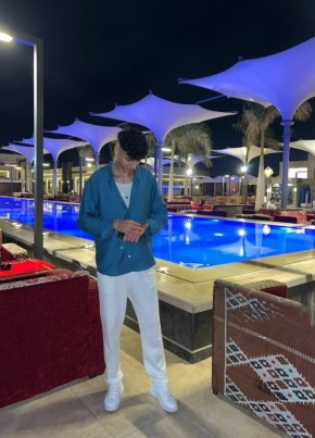 Amr из الإسكندرية 20 лет