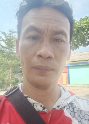 Tedi mulyadi, 44, Indonesia, Pamanukan