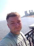 Denis P, 31, Moscow