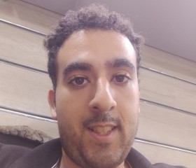 Bishoy, 21, Cairo