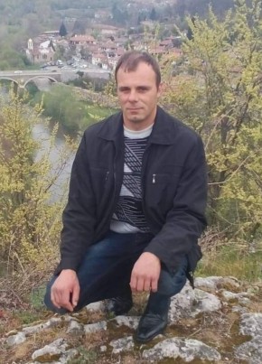 Voican Adrian, 41, Romania, Curtea de Argeș
