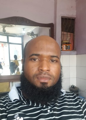 Abduly, 35, Tanzania, Dar es Salaam