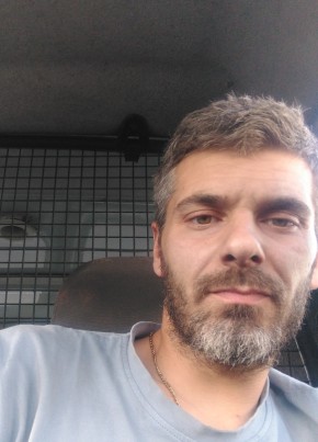 Mario Ferreira, 38, República Portuguesa, Porto