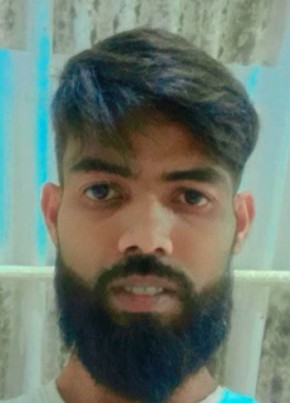 Zeeshan, 23, India, Calcutta