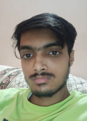 Daksh из Yamunanagar 19 лет