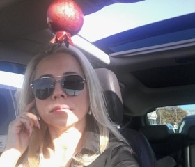 Elena, 55, Saint Petersburg