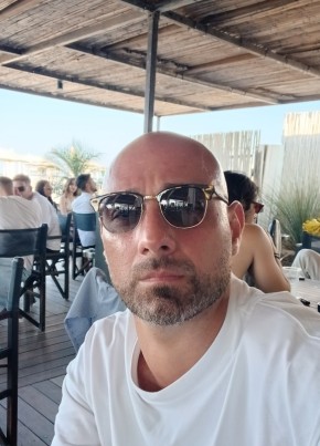 Alessio, 42, Italy, Cervia