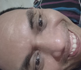 udin, 29, Padang