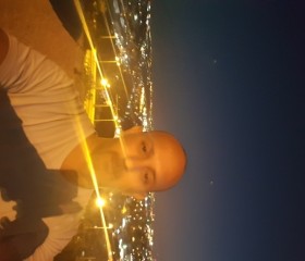 Karlos Mmk, 45, East Jerusalem