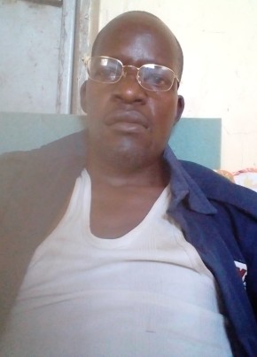 JACOB OTIENO, 48, Kenya, Nairobi