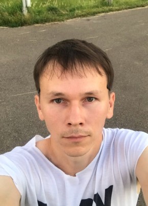 Олег, 38, Россия, Елабуга