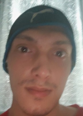 Florinel Marinel из Recklinghausen 22 года