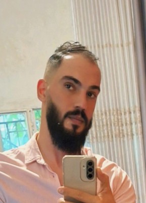 Husam из عمان 32 года