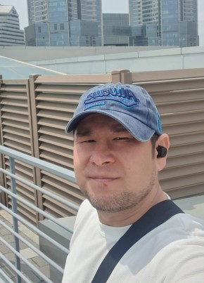 Feruz, 39, Republic of Korea, Yeosu