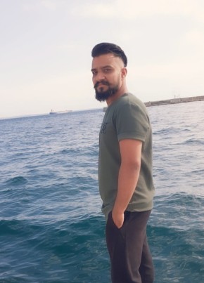 Raja, 29, Ελληνική Δημοκρατία, Θεσσαλονίκη