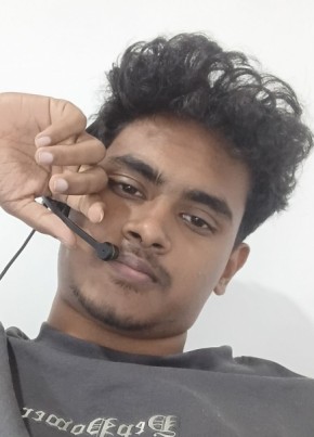 Kaveen из මාතර 21 год