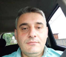 Sandro, 40, Batumi