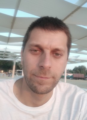Максим из Тимашёвска 38 лет
