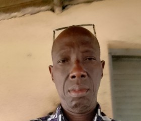 Kre, 60, Abidjan