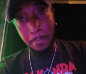 Mark, 29, Saint Louis