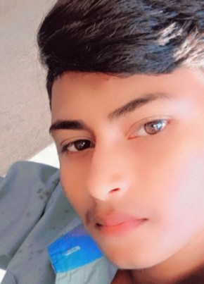 Rafiul Khan, 19, India, Badūria