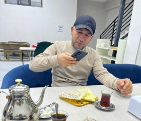 Aziz Artykov, 41, Yuzhno-Sakhalinsk