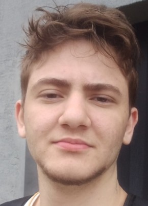 Aly из Lavras 21 год