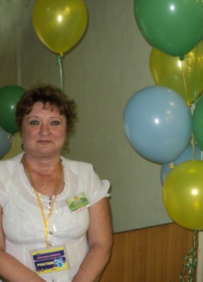 Лидия, 60, Россия, Соликамск