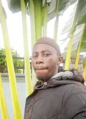 Umar из Kampala 32 года