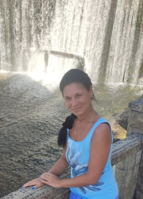 Anna, 47, Russia, Saint Petersburg