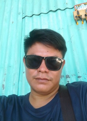 Kwarog из Lungsod ng Baguio 18 лет