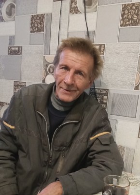 Геннадий из Тюмени 62 года