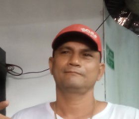 Ricardo avila, 45, Bucaramanga