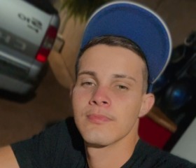 Henrique, 18, Goiania