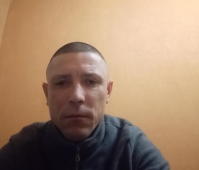 Sergey, 38, Krasnapollye