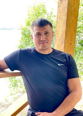Павел из Углегорска 32 года