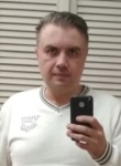 Vitaliy, 45, Moscow